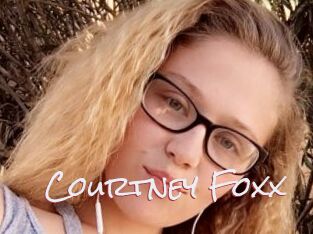 Courtney_Foxx
