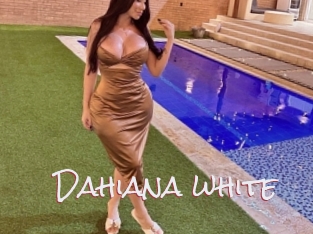 Dahiana_white
