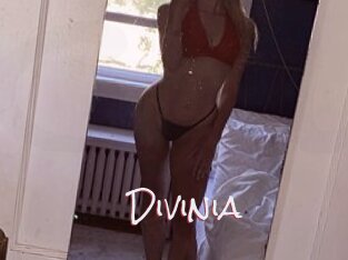 Divinia