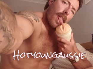 Hotyoungaussie
