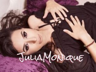 JuliaMonique