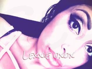 Lexxie_oxox