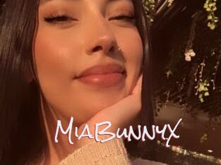 MiaBunnyX