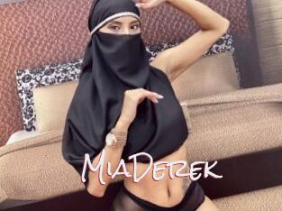 MiaDerek