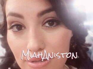 MiahAniston