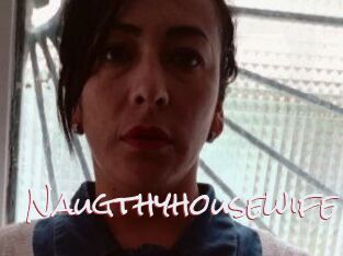 Naugthy_housewife