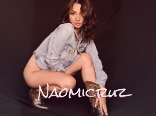 Naomicruz