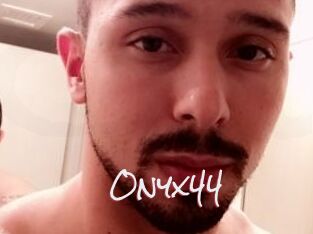 Onyx44