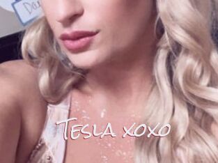 Tesla_xoxo