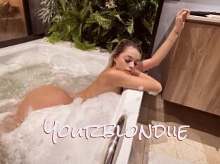 Yourblondiie
